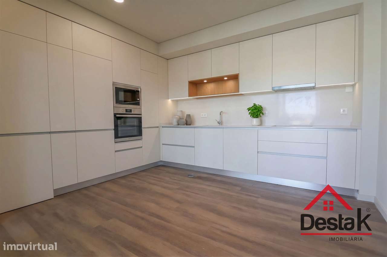 Apartamento T3+2 Duplex Novo - Grande imagem: 4/18