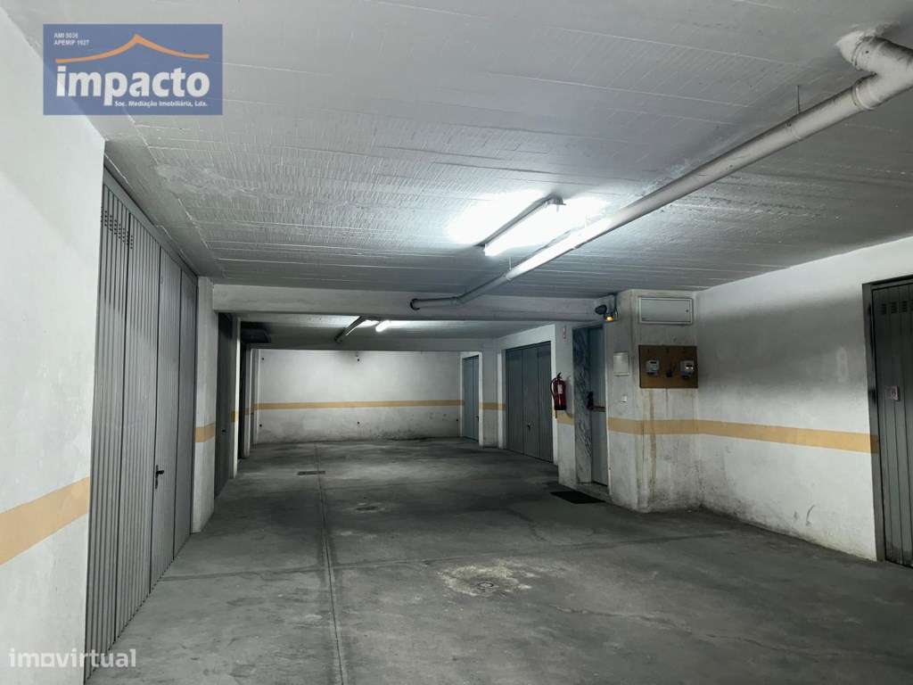 BOX para 1 viatura e arrumos, Choupal, Alverca-5