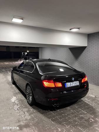 BMW Seria 5 528i xDrive Luxury Line - 3