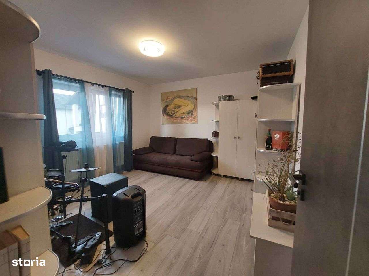 Casa tip duplex cu 3 camere si 3 bai, Selimbar-16