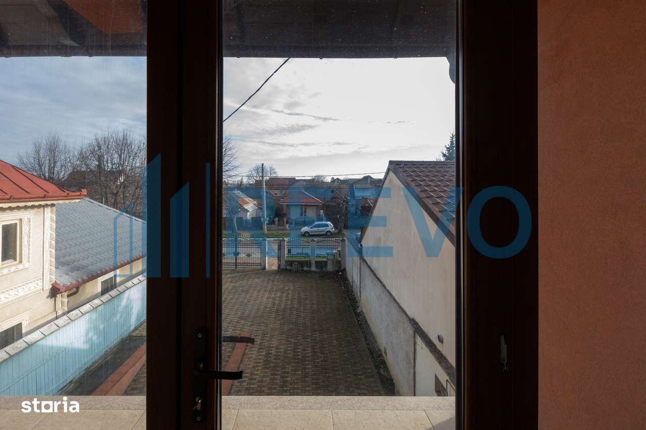 Vilă modernă în Cartierul CFR, cu mansardă și garaj-13