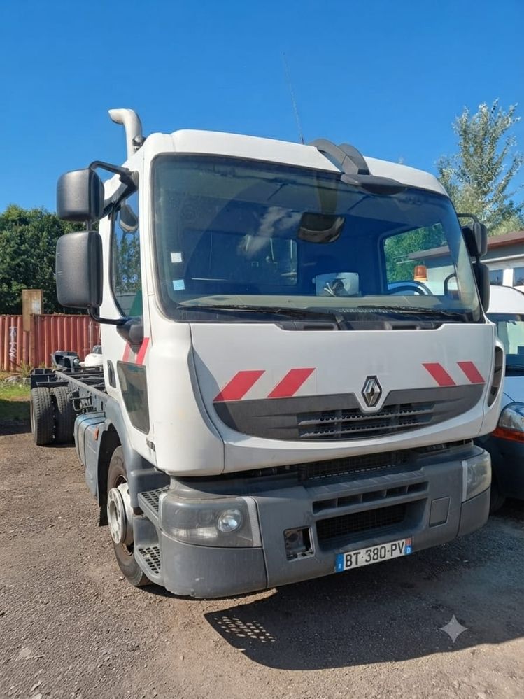 Renault Premium 2012