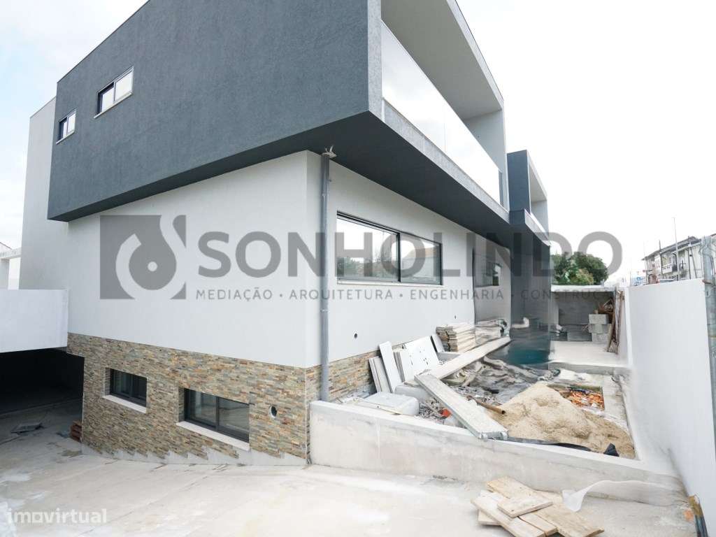 Moradia T3 Nova com escritório, no centro da cidade em fase final d... - Grande imagem: 3/29