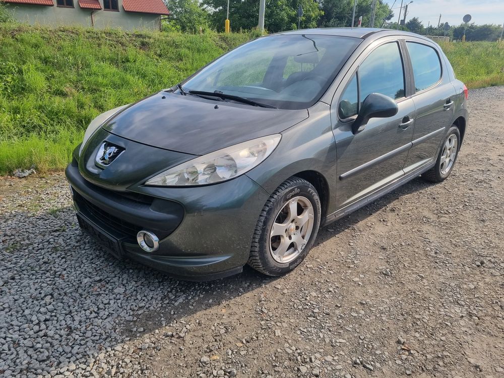 Peugeot 207 95 VTi Tendance 2008