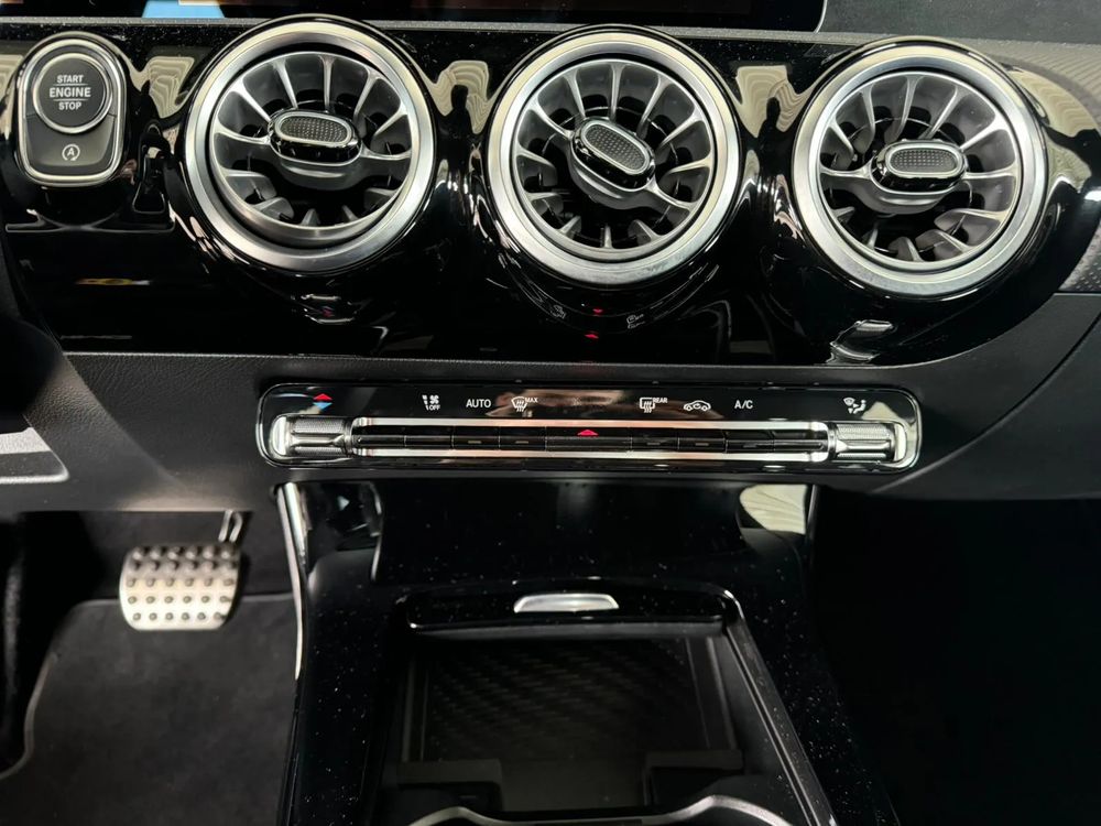 Mercedes-benz Cla Salon Polska FV23%