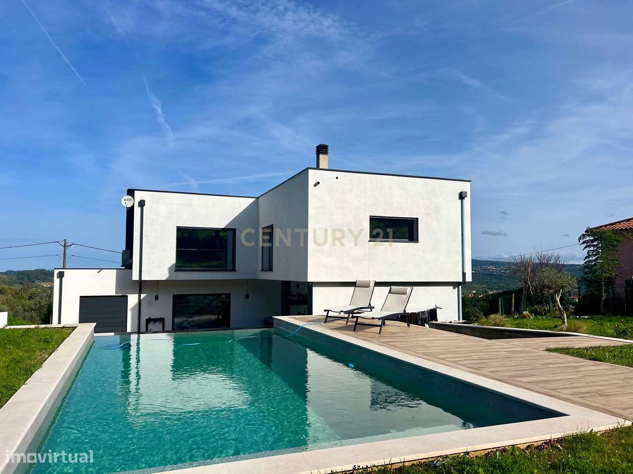 Casa Nova em Pombal com Acessibilidade e Jardim Privado - Grande imagem: 2/35