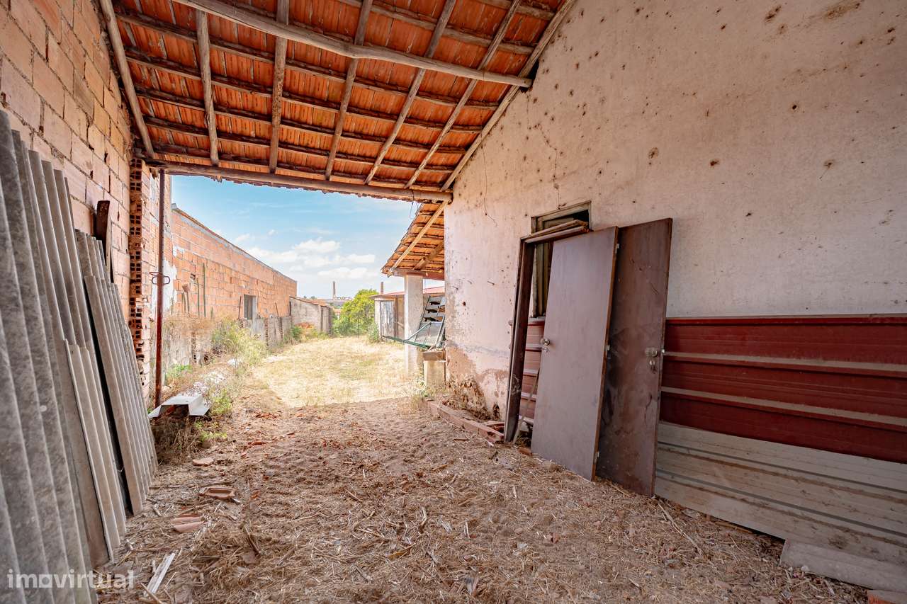 Moradia em banda | São Martinho do Bispo - Grande imagem: 2/19