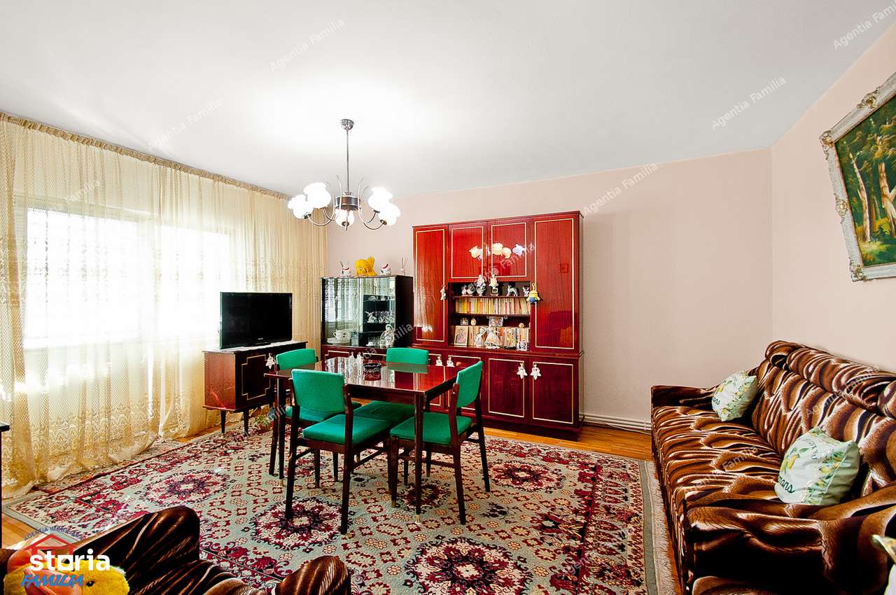 Vand/schimb apartament cu 4 camere, Micro 17( Penny)etaj 6, sup.98 mp.-2