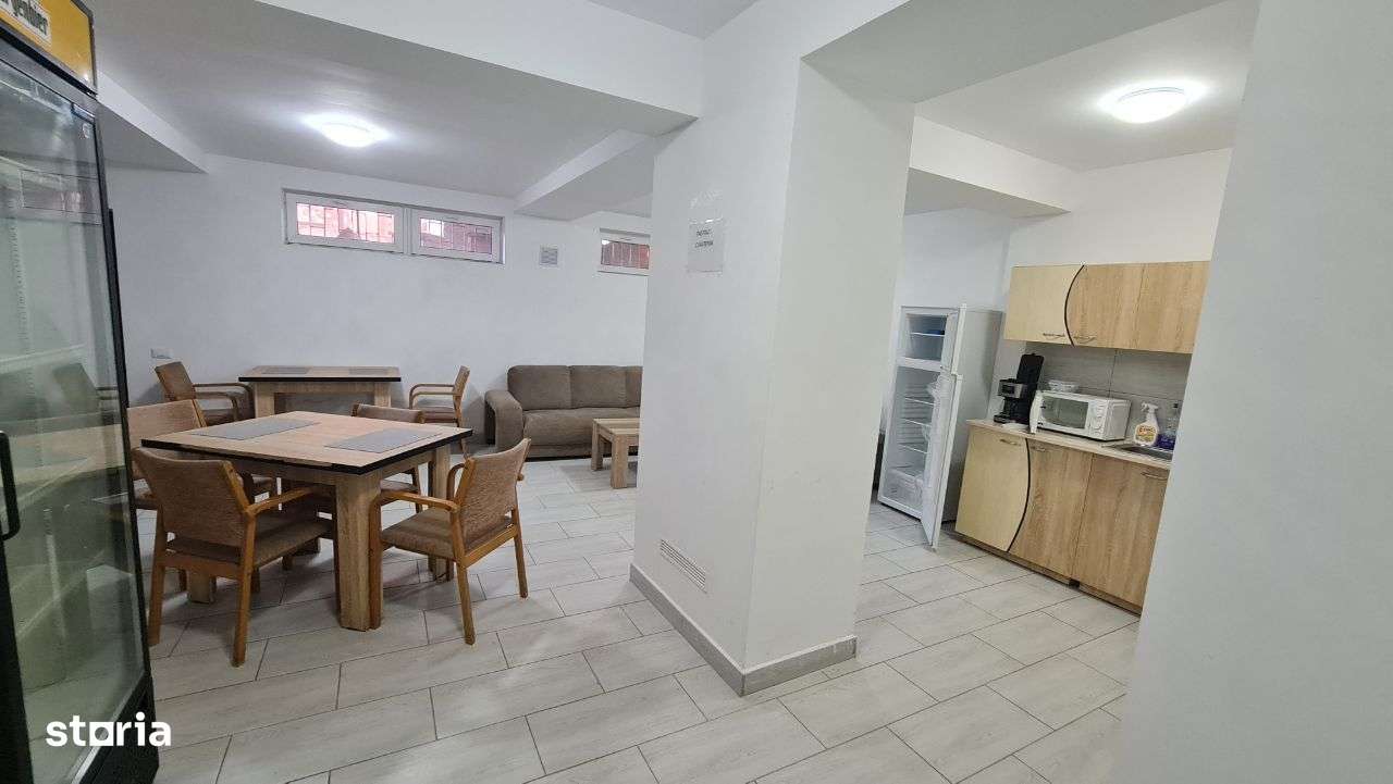 Vila Eforie Nord D+P+2+M 25 camere situata pe faleza la 20m de mare - Imagine principală: 1/15