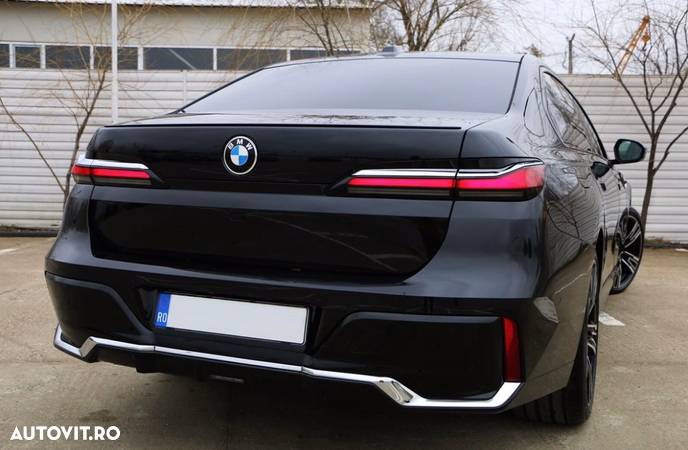 BMW Seria 7 740Ld xDrive MHEV - 8