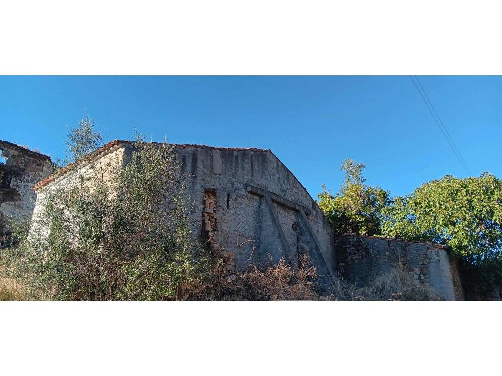 Moradia T2 para Recuperação Total com Terreno de 480 m² - Vale de S... - Grande imagem: 4/10