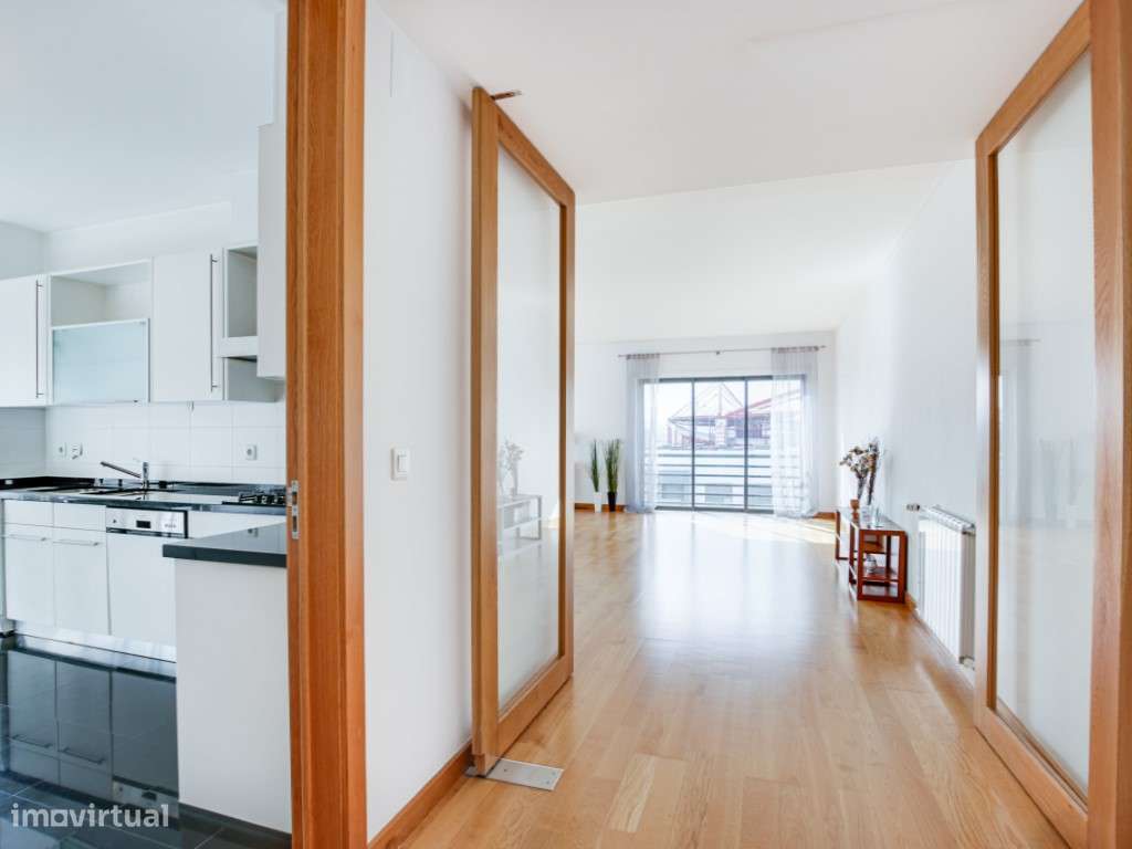 Apartamento T3 com vista para o Estádio da Luz - Grande imagem: 4/27