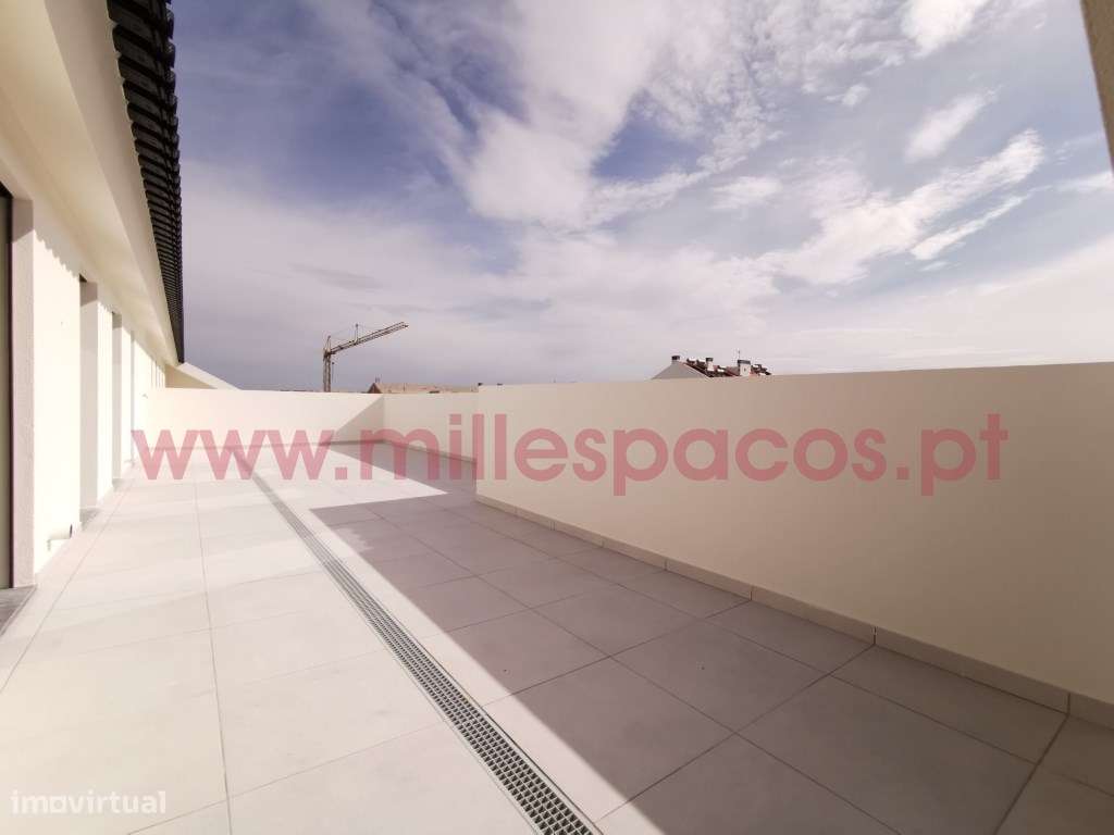 T3 Duplex -Terraço/Sul e Garagem-25