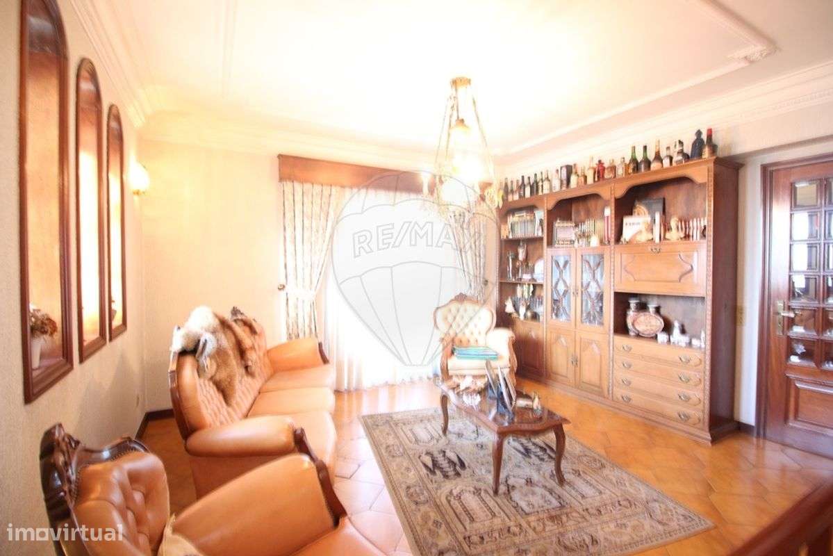 Moradia T5 para venda - Grande imagem: 2/32