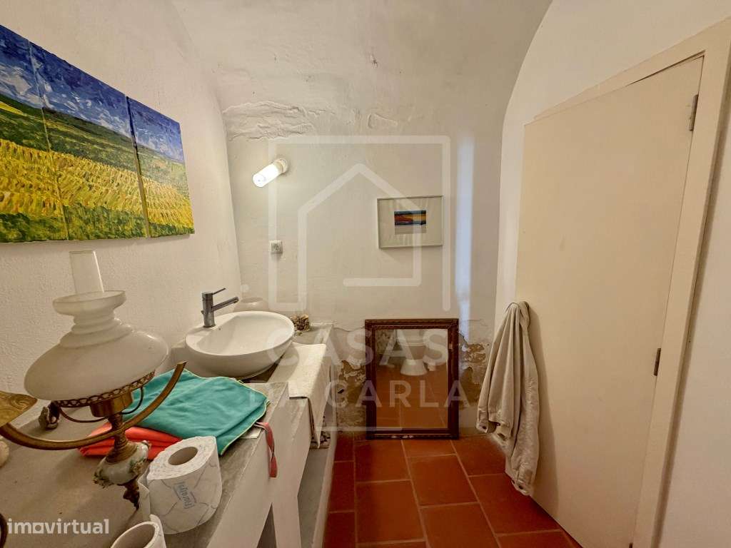 Moradia T5 com quintal e terraço em Vila Alva-13