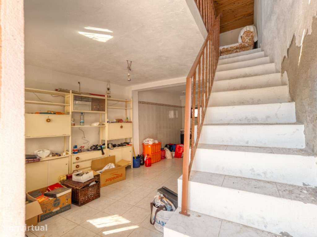 Conjunto de Cinco Imóveis urbanos com Terreno para venda em Caratão...-16