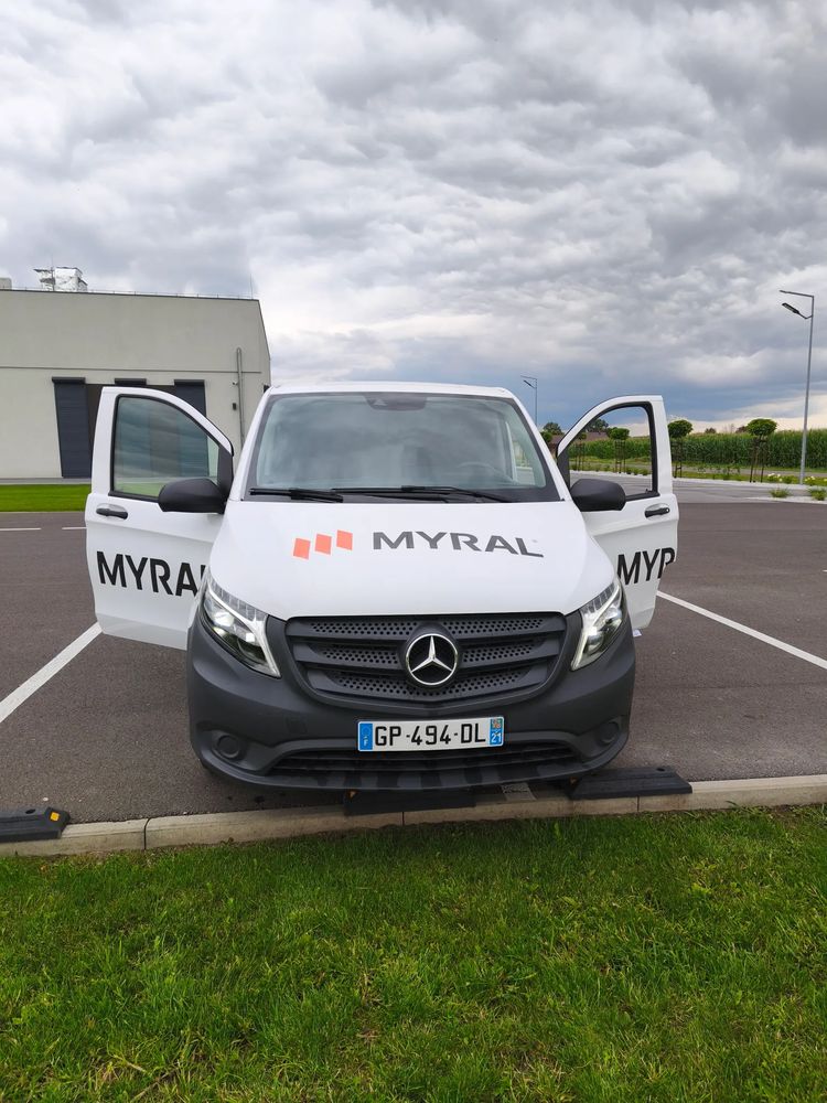 Mercedes-Benz Vito 2023