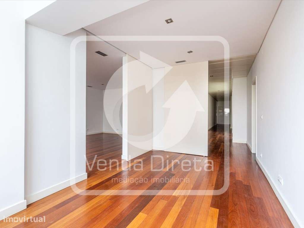 Apartamento T4 com varanda e 257 m² nas Avenidas Novas Elegância, E...-15
