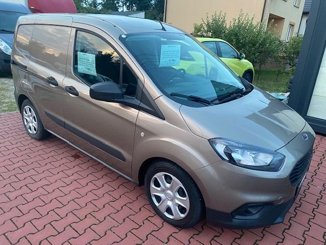 Ford Transit Courier 2022