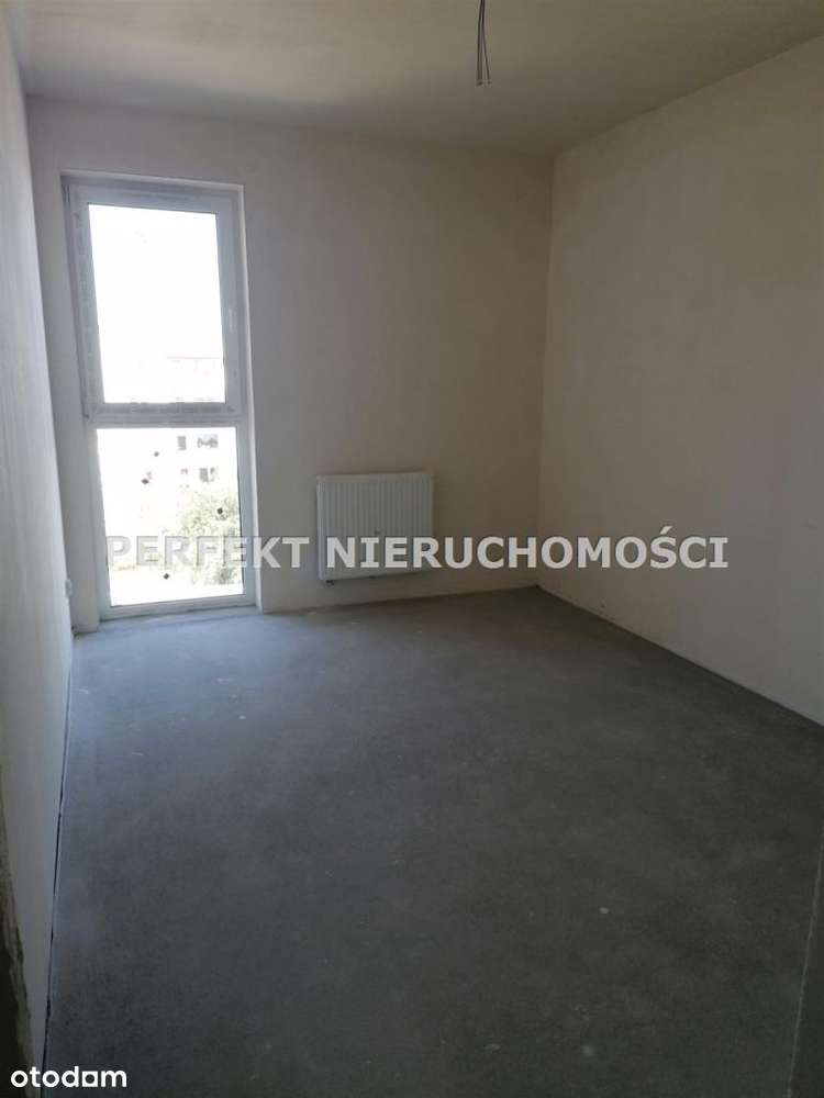 , Apartamentowiec-5