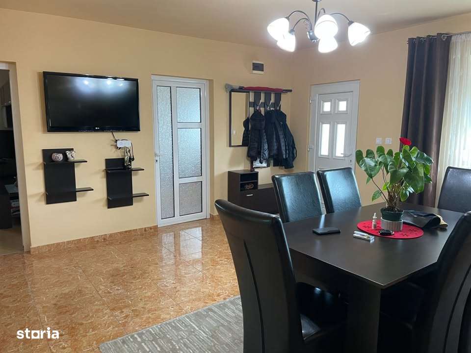 Casa individuala 5 Camere Teren 719m Mosnita Noua 245.000 euro-5