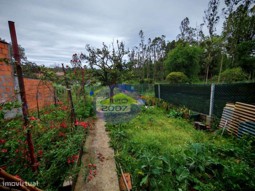 Moradia com 3 frações independentes-40