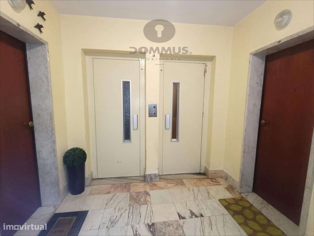 Apartamento T2 em São Marcos com Arrecadação-21