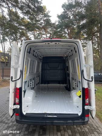 Volkswagen Crafter L4H3 177KM LED kamera 2024 - 11