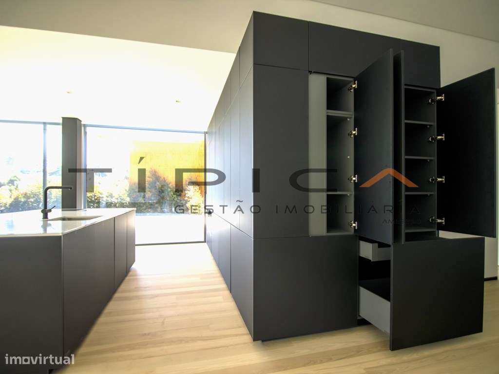 Moradia LUXO Condomínio Privado-7