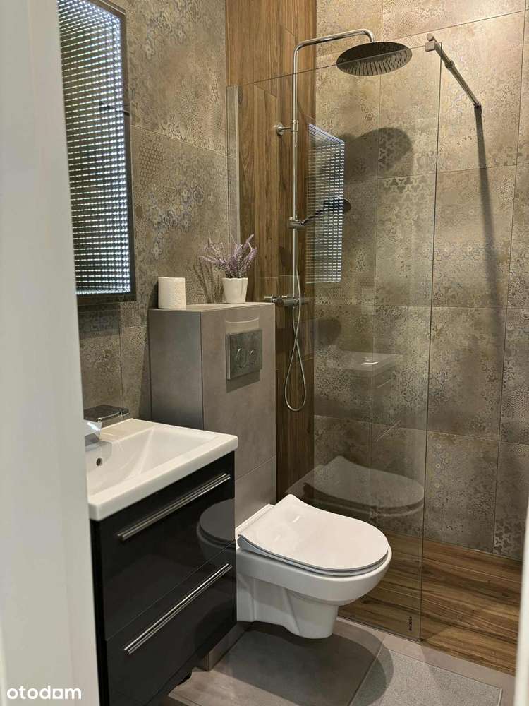 DOM 15 min. od Warszawy z PODWÓJNYM Garażem, GOTOWY DO ZAMIESZKANIA!-9