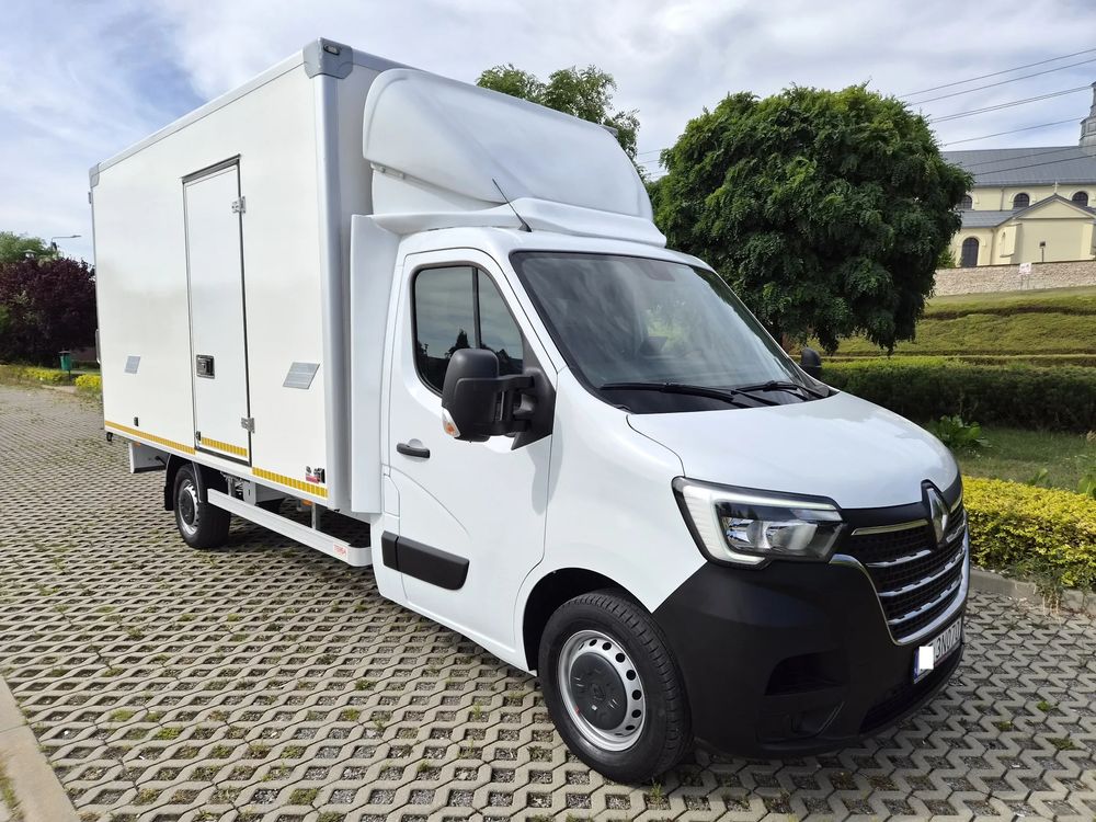 Renault Master 2021