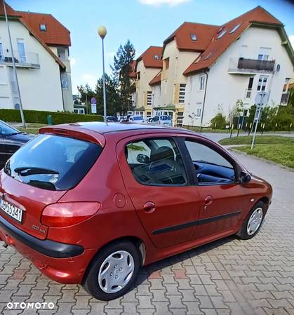 Peugeot 206 - 8