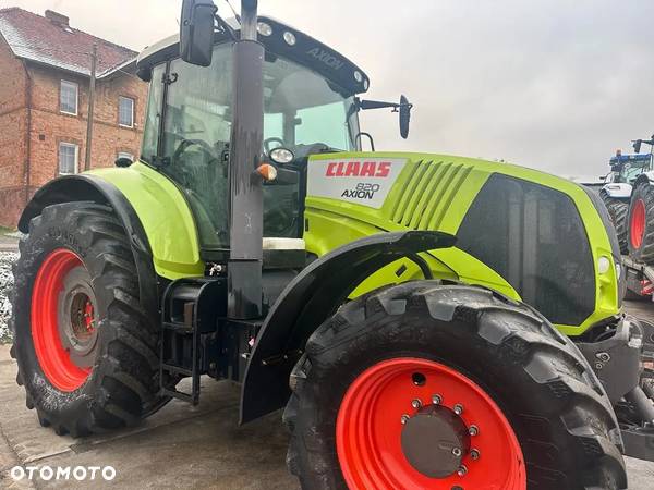 Claas Axion 820 - 12