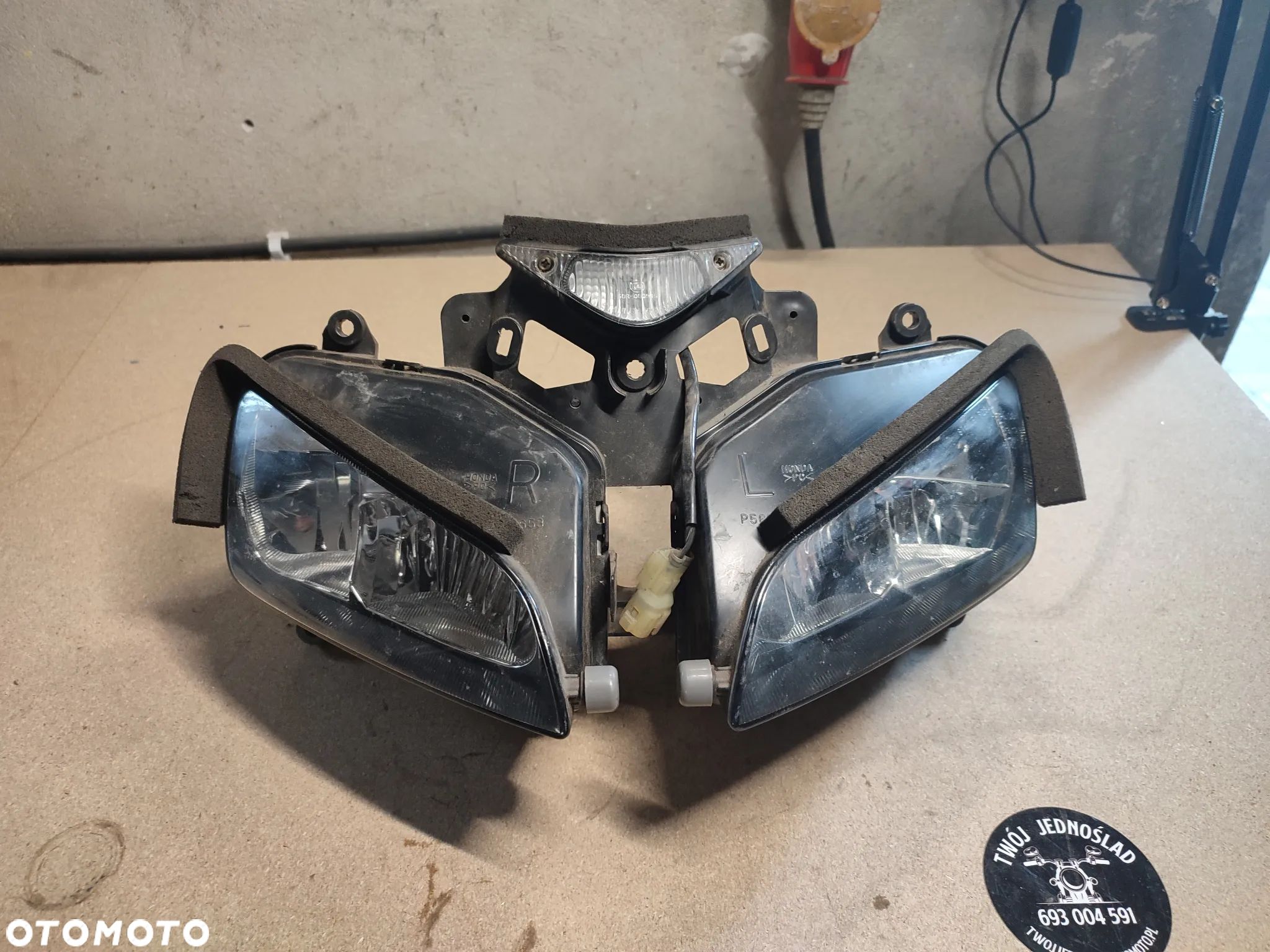 Lampa przód, reflektor Honda CBR125 JC39 - 1
