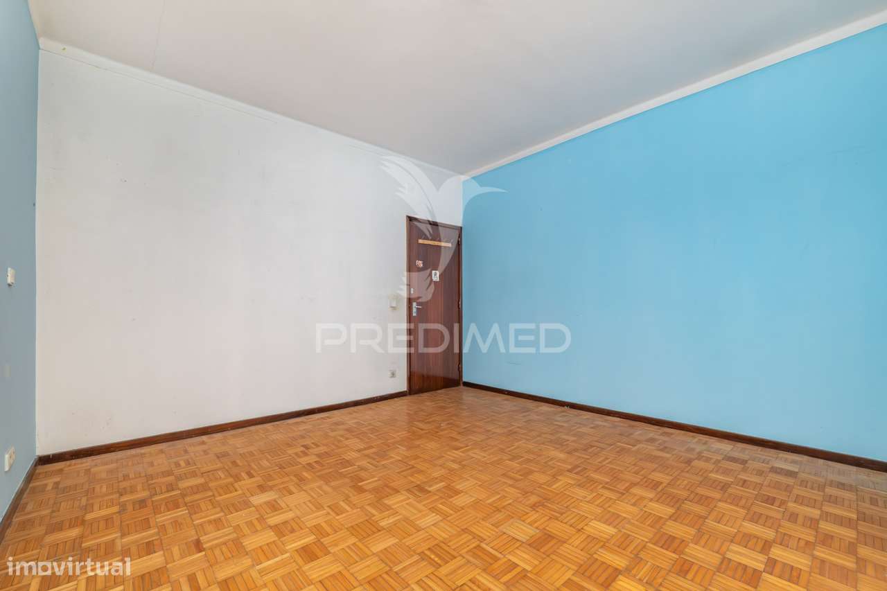 Apartamento T2+1 - Rua Conselheiro Lobato - Grande imagem: 4/26