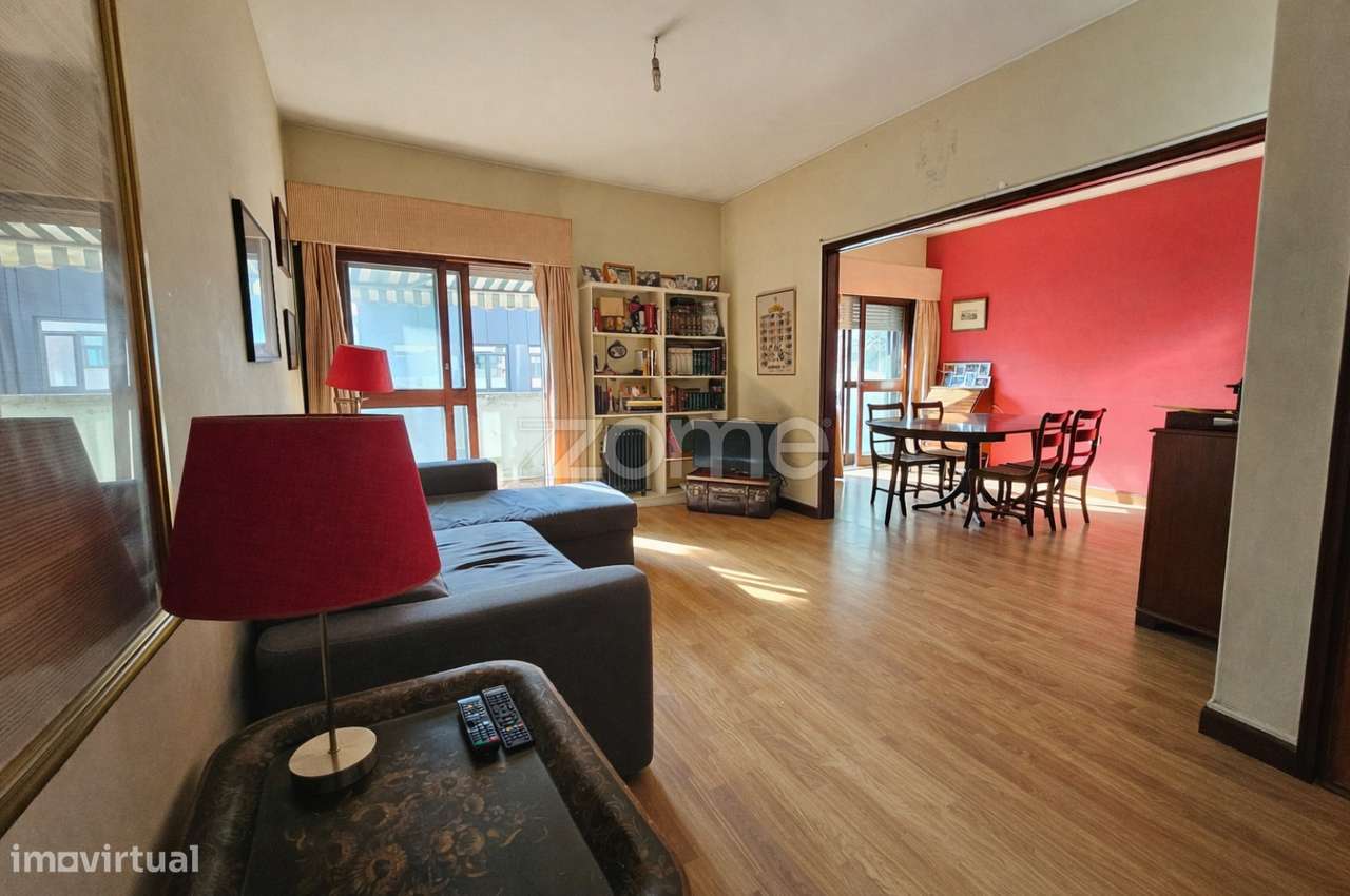 Apartamento T4 com varanda e elevador em Paranhos, Porto - Grande imagem: 2/29