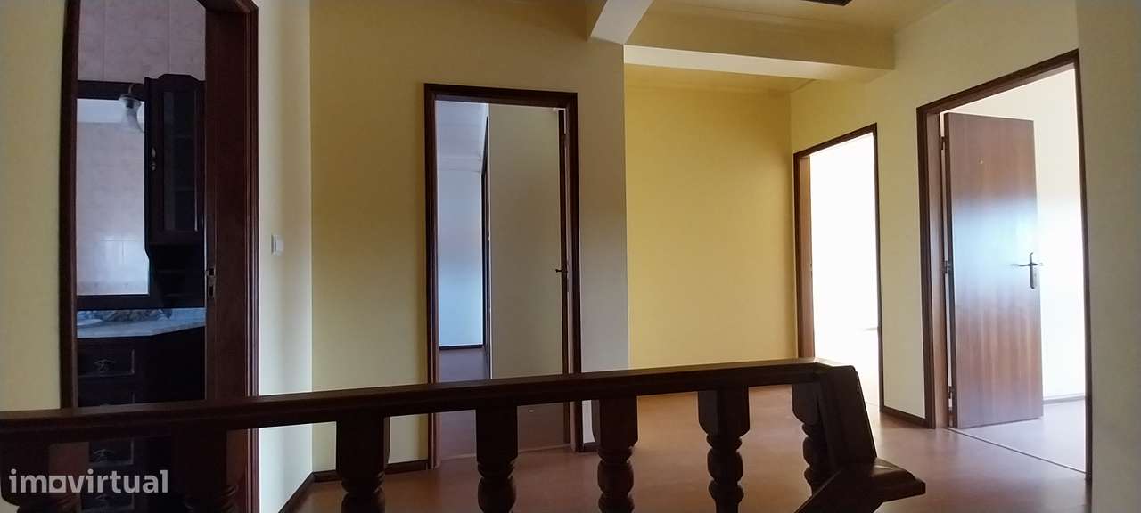 Moradia em Marinha Grande, Moita-10