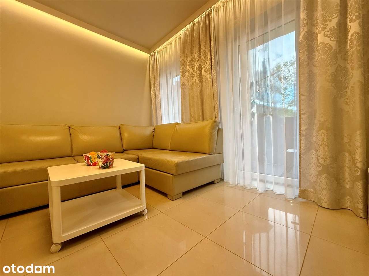 Mieszkanie 3 pokoje, garaż, 2 balkony, widok-10