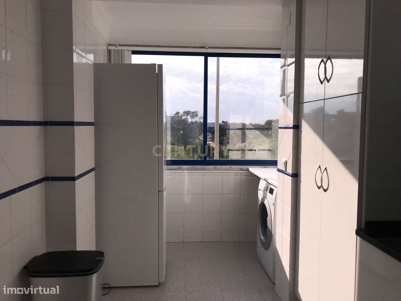 T3 Renovado com Vista Mar | Suíte | Box Fechada | Ericeira-25