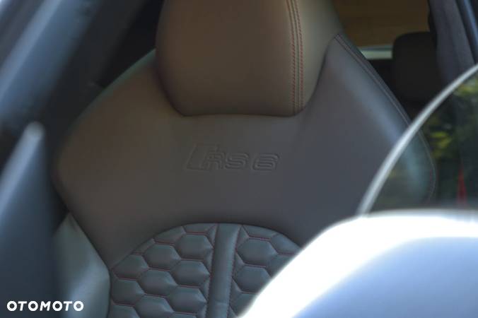 Audi RS6 4.0 TFSI Quattro Tiptronic - 13