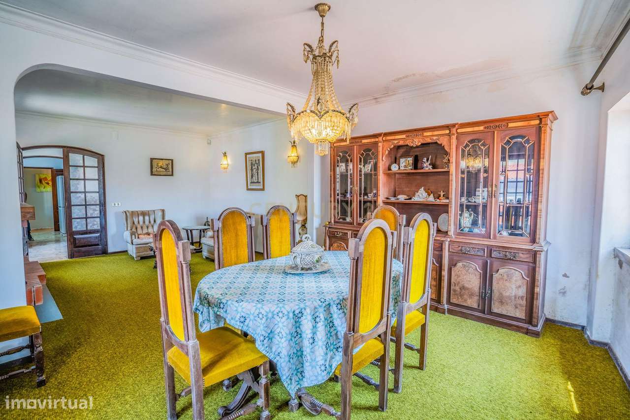 Moradia no Centro das Gaeiras. Uma casa única.-31