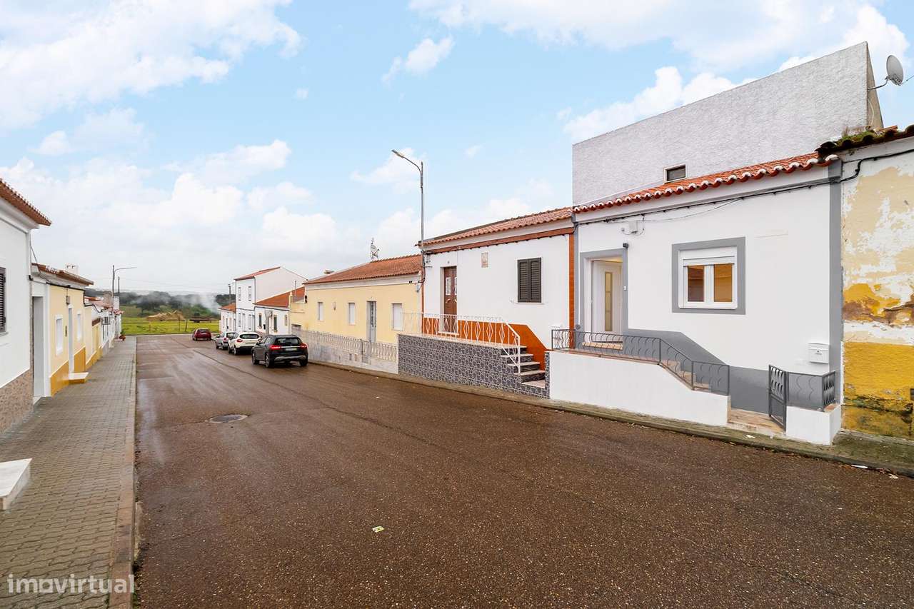 Encantadora Moradia Remodelada  em Santo Aleixo / Monforte - Grande imagem: 3/33