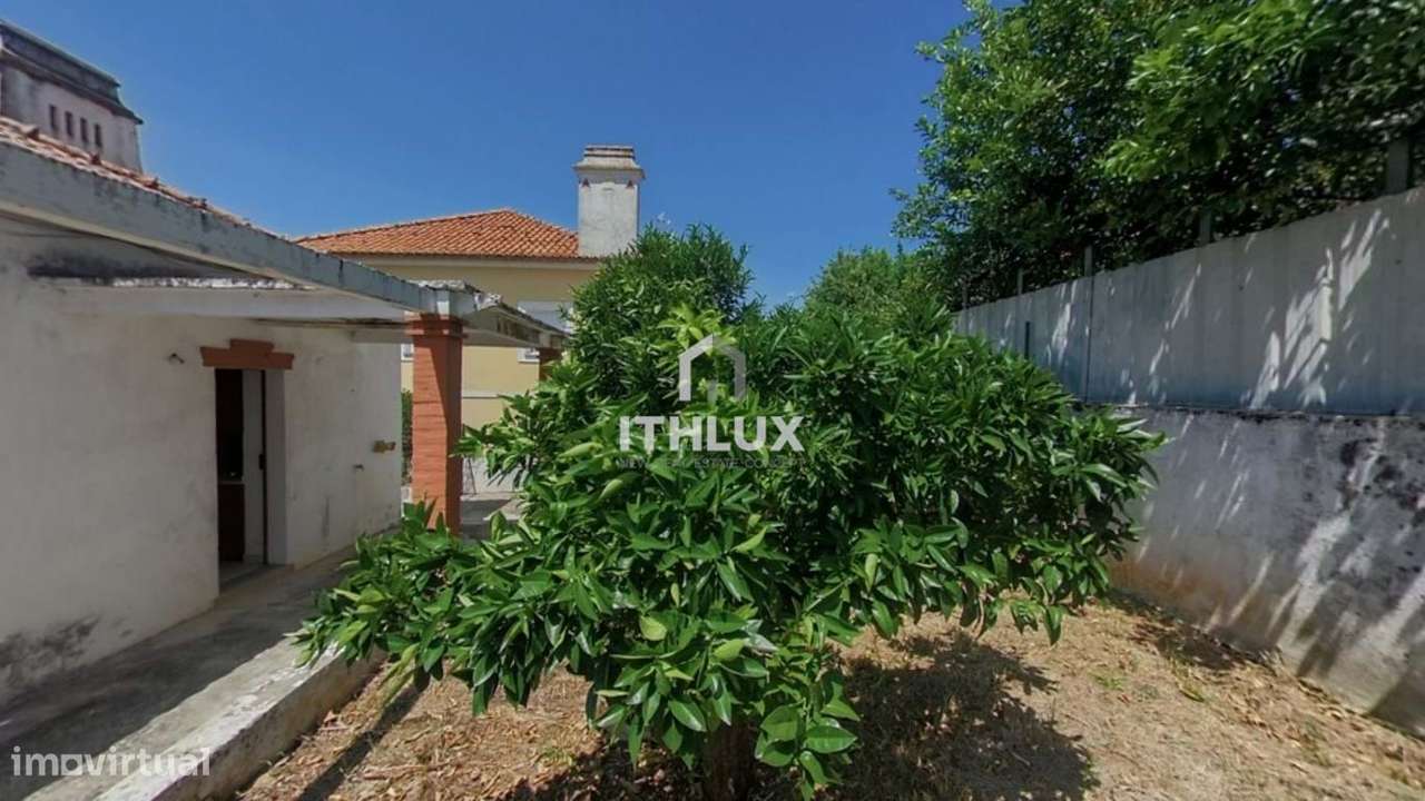 Duas moradias com 19 divisões, localizadas no Bairro Stª LUZIA – Elvas - Grande imagem: 3/42