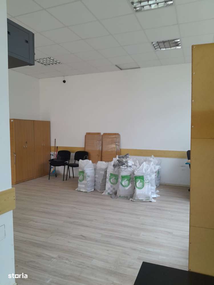 Spatiu de birou de vanzare, zona Piata Ovidiu - Imagine principală: 2/4