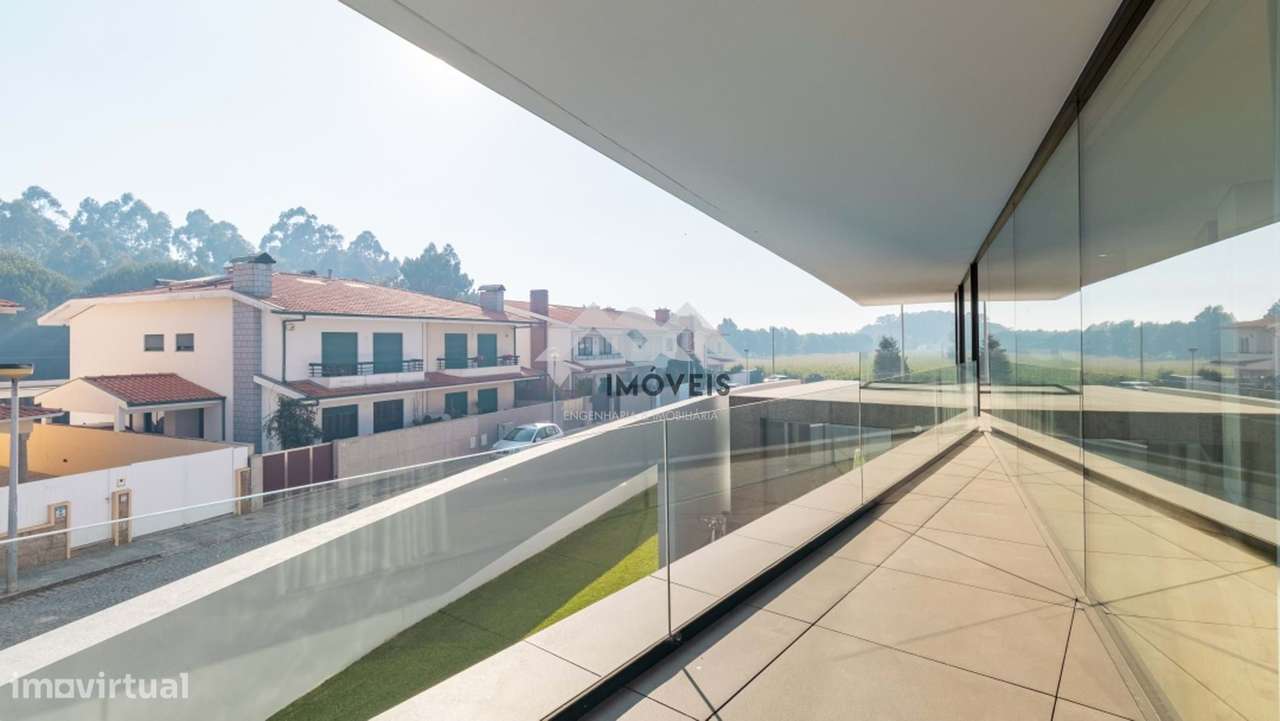 Moradia | T4 | Piscina | Maia-22