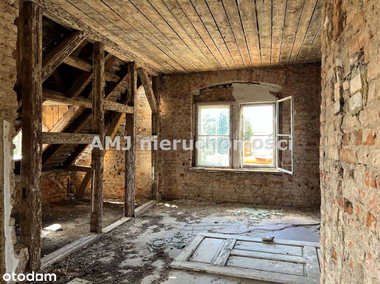 Przedwojenny dom typu willa w Kątach Wrocławskich-13