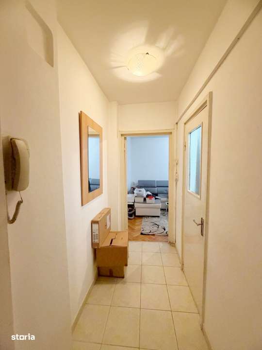 Apartament 3 camere, semidecomandat, 43mp utili, zona Piata Doina-8