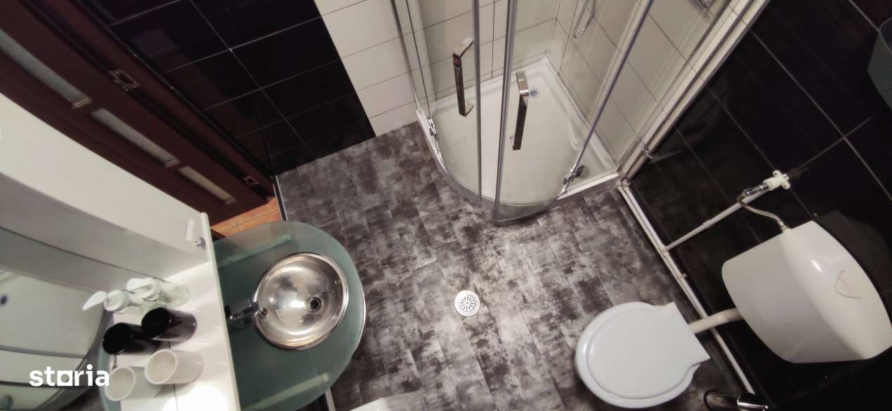 VAND APARTAMENT  DOUA CAMERE CU INTRĂRI SEPARATE-18