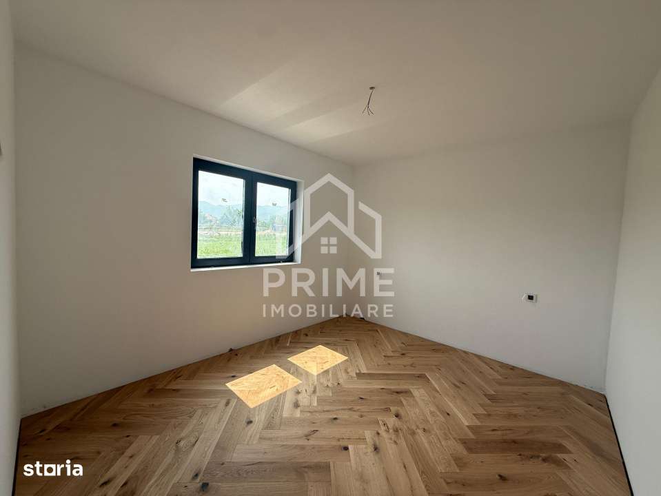 Casa noua SMART de vanzare in IGHIU, 7 CAMERE, 160 MP UTILI, 600 MP TE-5