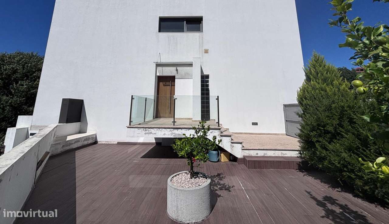 T3 Dúplex com espaço exterior - Viseu-24